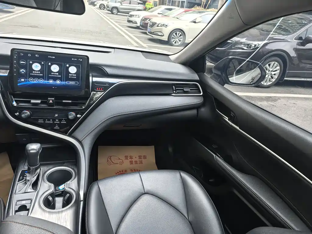 Camry 2021 2.0G Luxury Edition