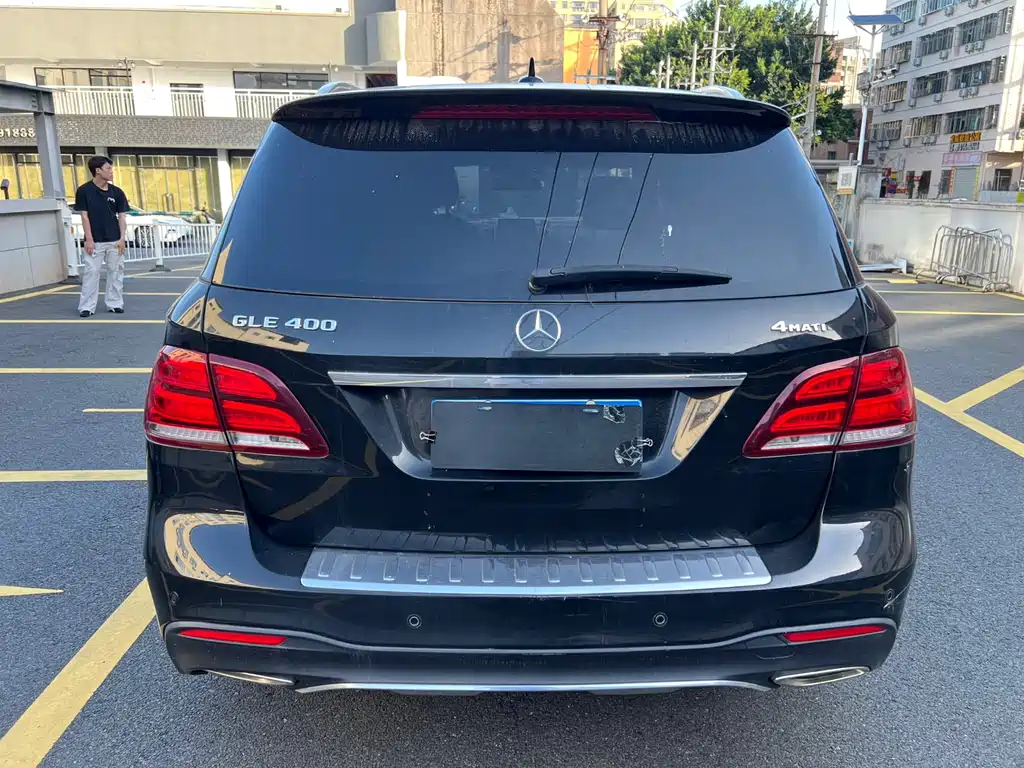 Mercedes-Benz GLE 400 4MATIC