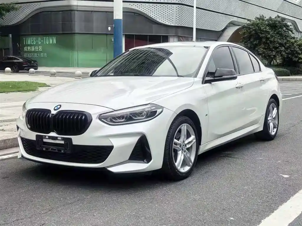 BMW 1 Series 2021 120i M Sport Night Edition