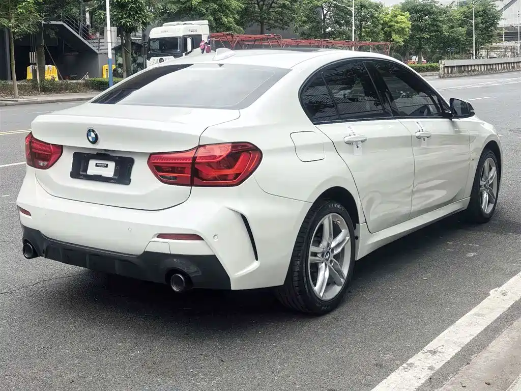 BMW 1 Series 2021 120i M Sport Night Edition