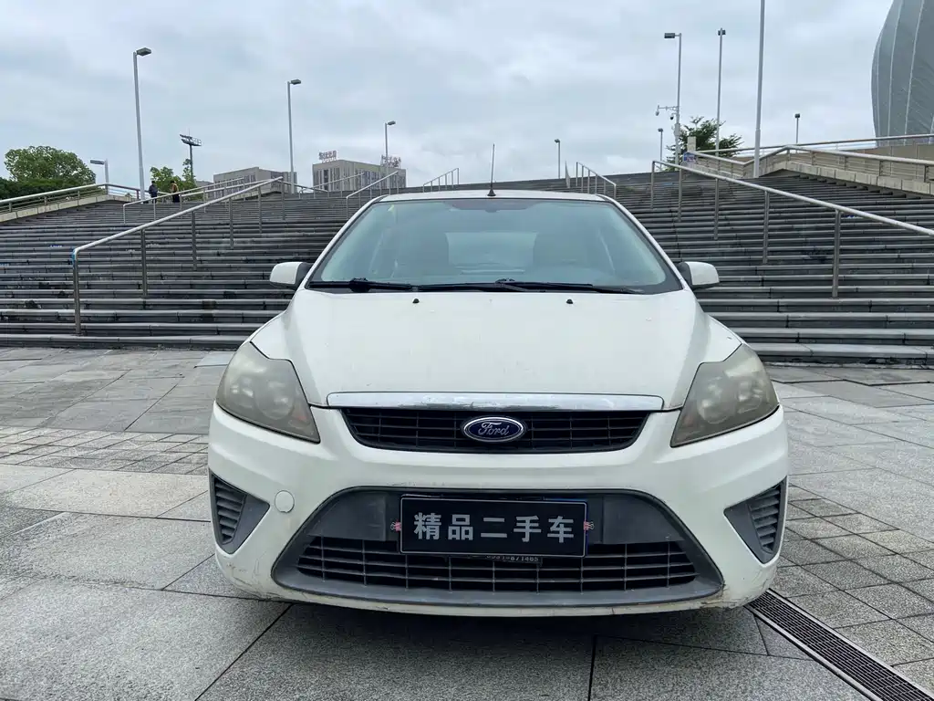 Ford Focus 2012 Hatchback Classic 1.8L Automatic Fashion