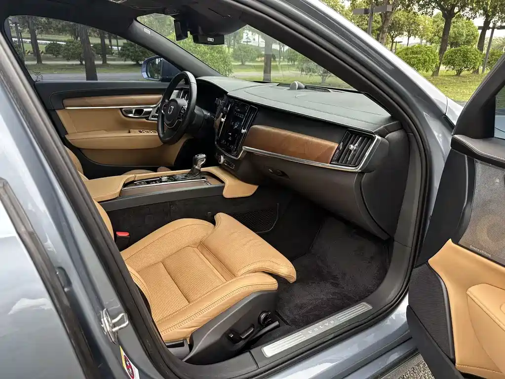 Volvo S90 2019 T5 Inscription