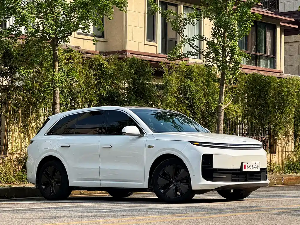 Li Auto L6 2024 Pro