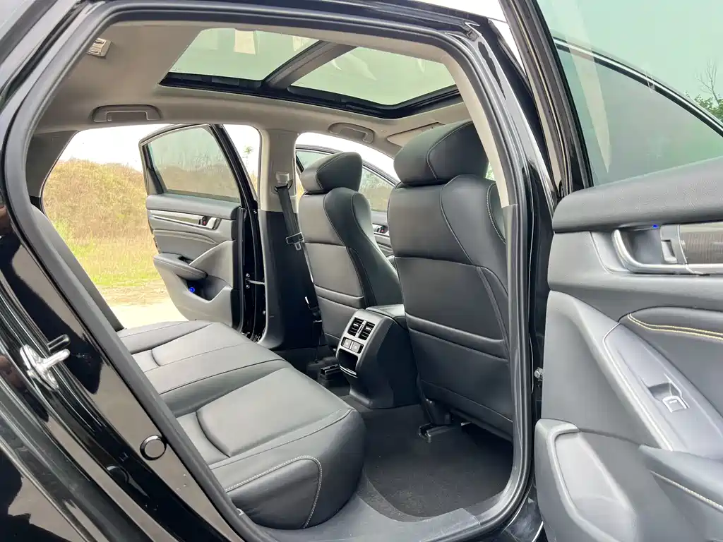 Accord 2022 260TURBO Phantom Night Premium Edition
