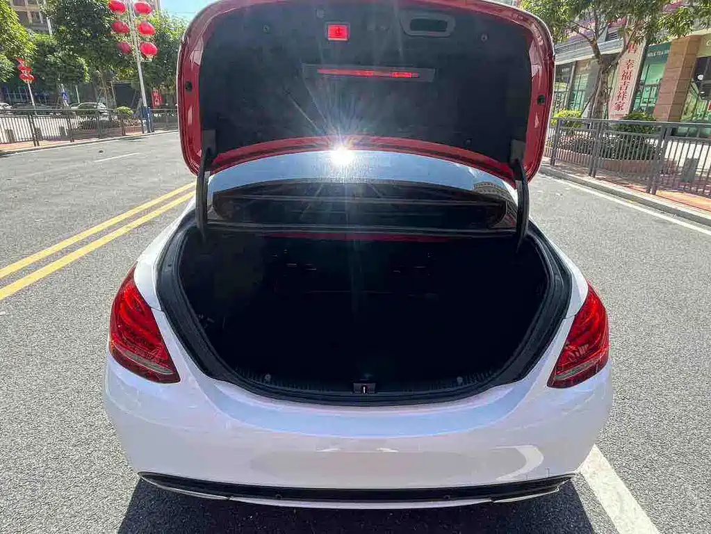 Mercedes-Benz C-Class 2018 C 180 L Fashion Sports Edition