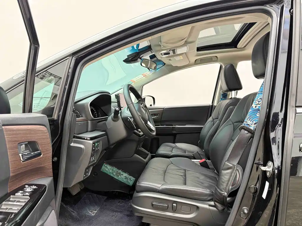 Odyssey 2022 2.0L e:HEV Sharp Enjoy Edition