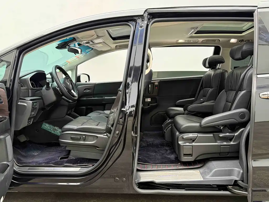 Odyssey 2022 2.0L e:HEV Sharp Enjoy Edition