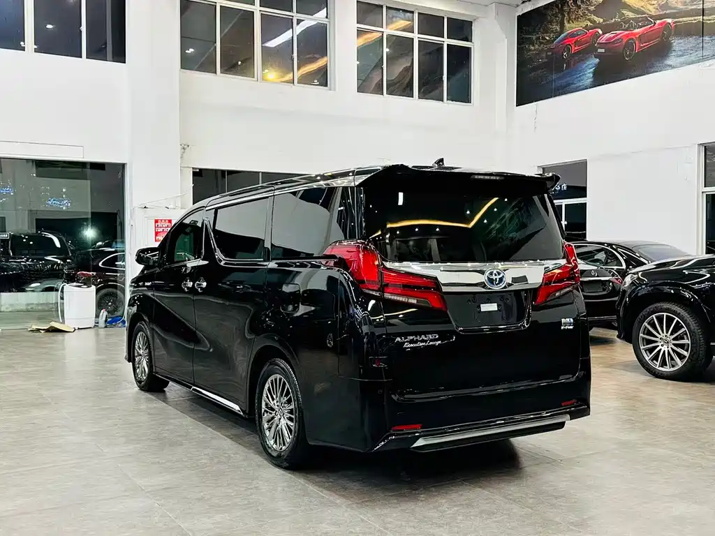 Toyota Alphard 2021 Hybrid 2.5L Premium Edition