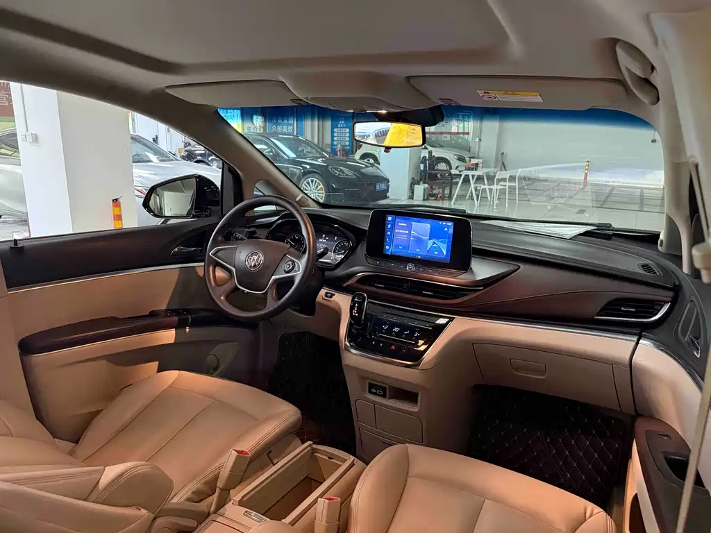 Buick GL8 2021 Land Business Class 652T Comfort Edition