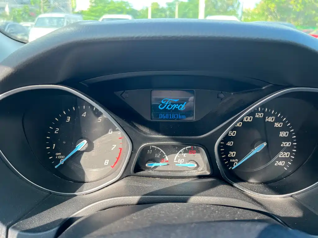 Ford Focus 2015 Hatchback 1.6L Automatic Comfort