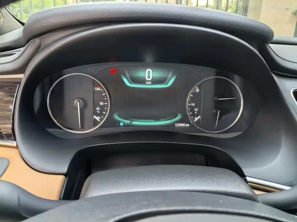 Buick LaCrosse 2018 28T Luxury Edition