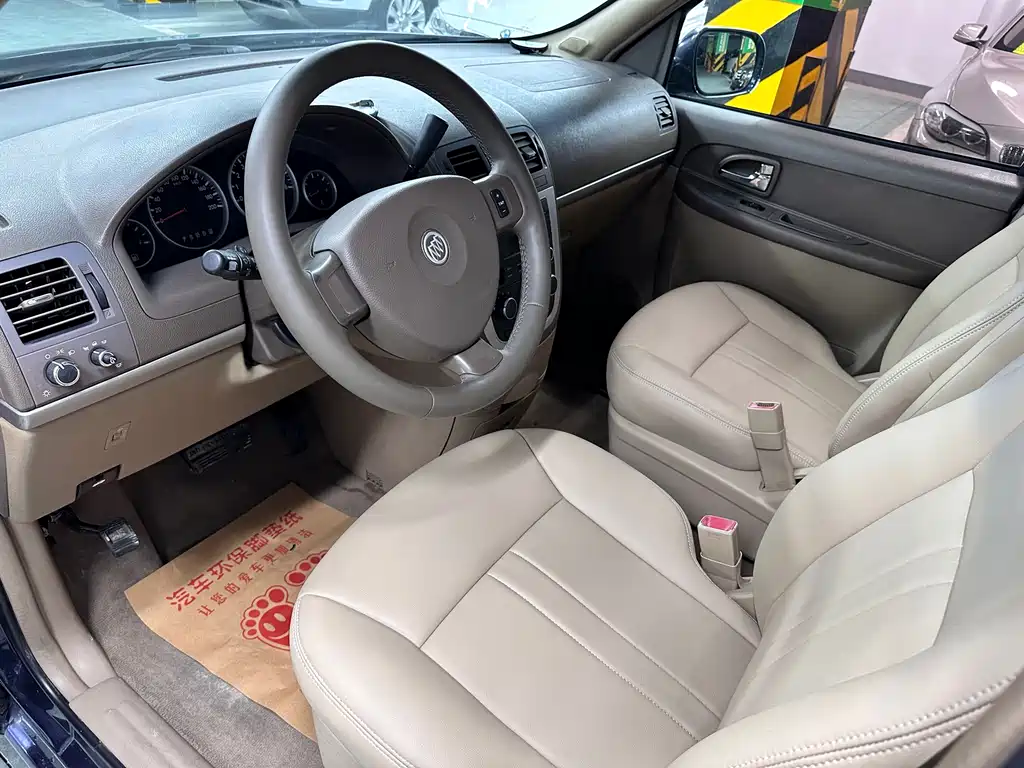 Buick GL8 2014 2.4L Classic Edition