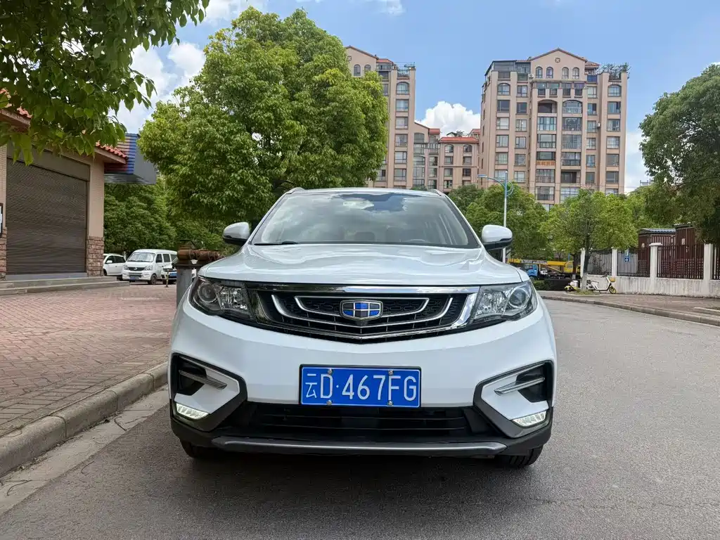 Geely Boyue 2018 2.0L Manual 2WD Zhiya Edition