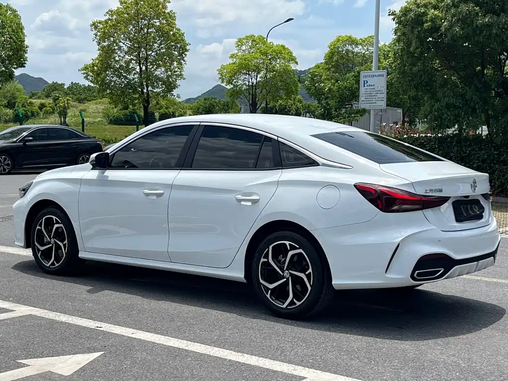 MG5 2023 300TGI DCT Flagship Edition