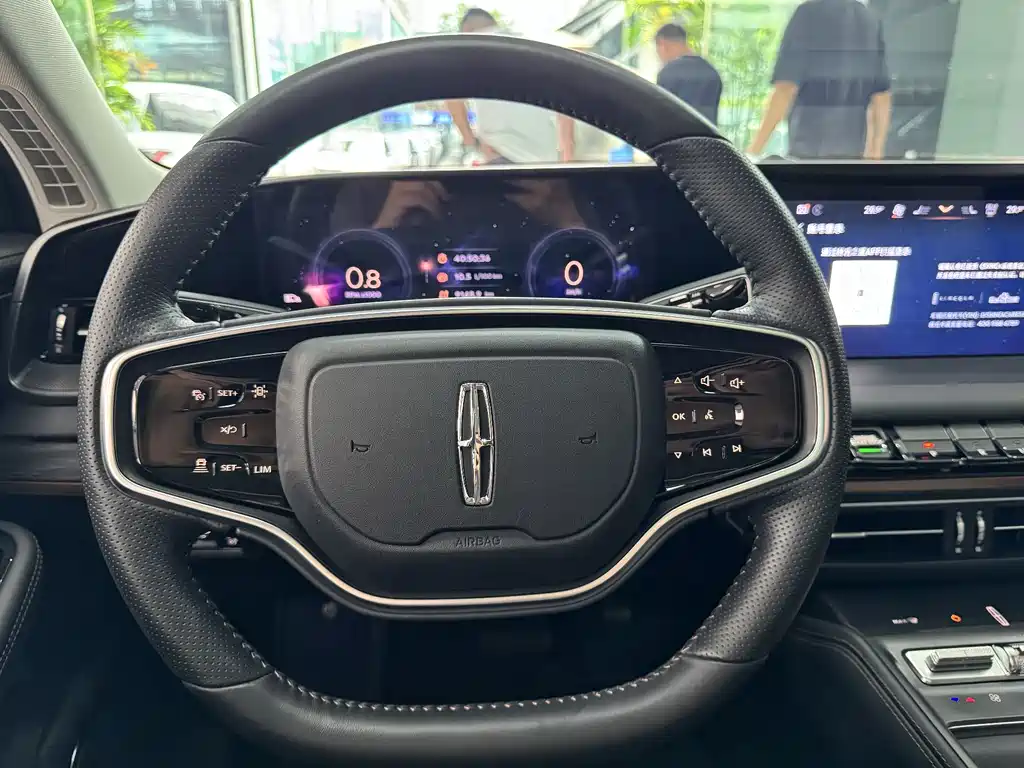 Lincoln Z 2024 2.0T Premium Edition