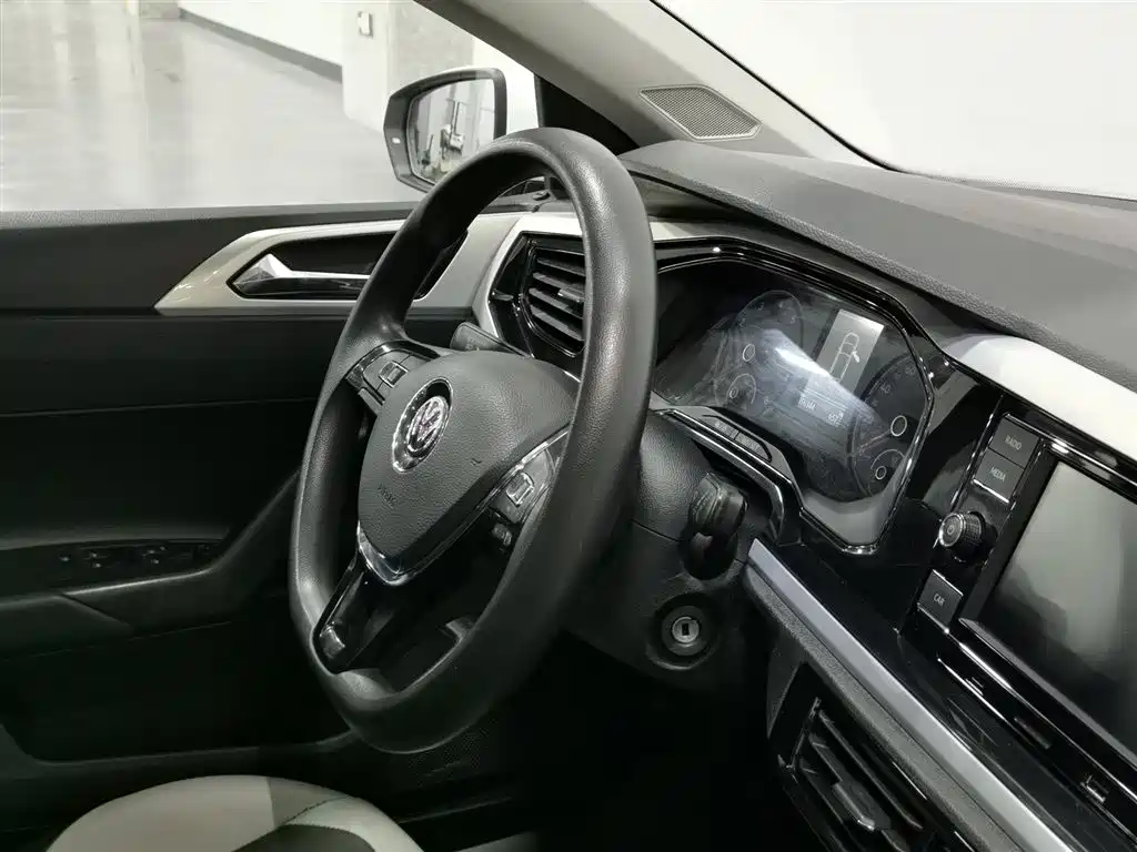 Volkswagen Polo Plus 2019 1.5L Automatic Colorful Tech Edition