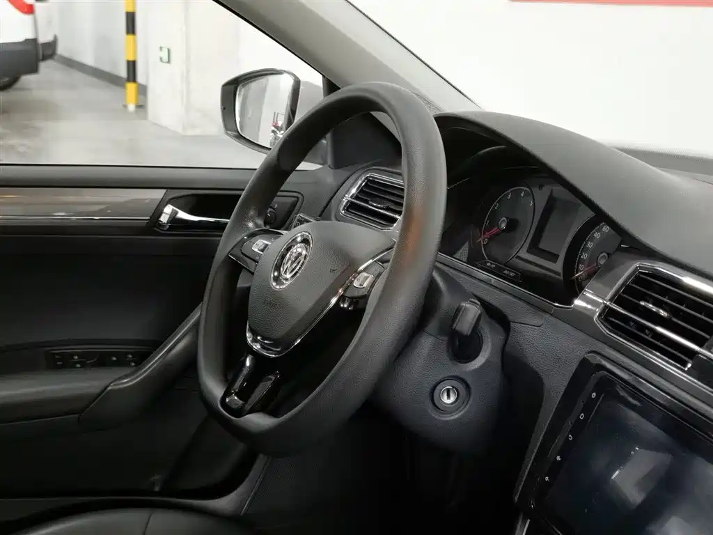 Volkswagen Santana Gran Lavida 2017 1.6L Automatic Comfort Edition