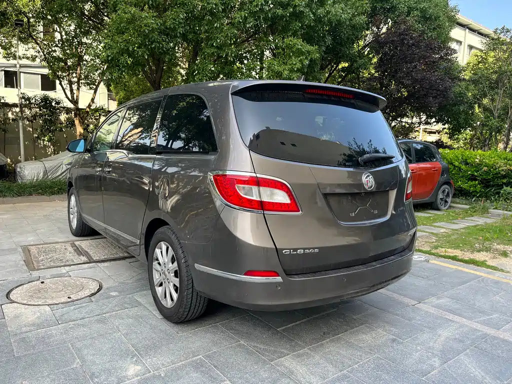 Buick GL8 2013 3.0L GT Luxury Business Elegant Edition
