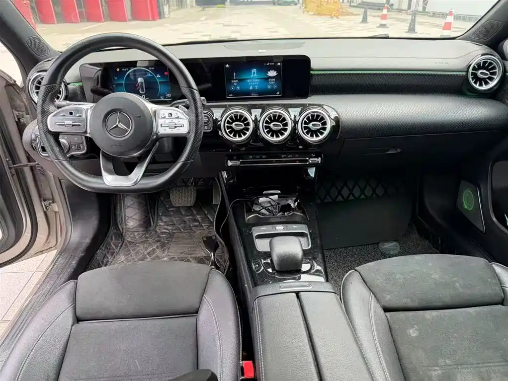 Mercedes-Benz A-Class 2019 A 180 L Sport Sedan