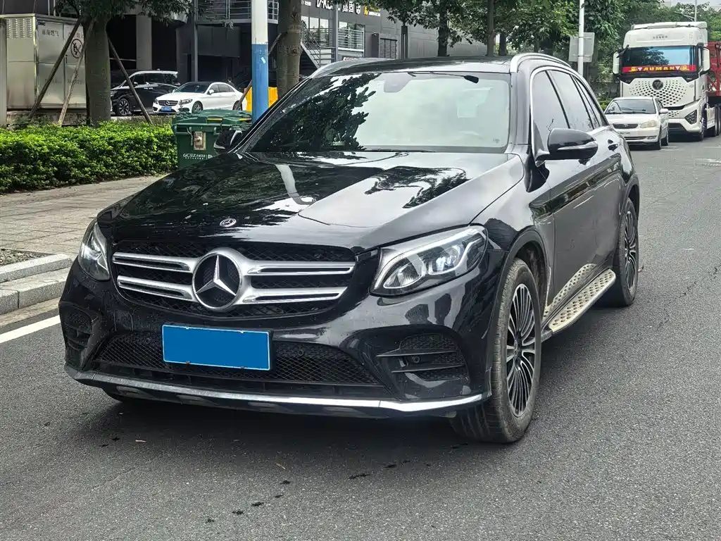 Mercedes-Benz GLC 260 4MATIC Dynamic Edition 2019