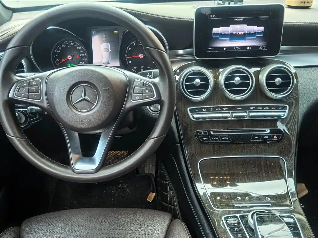 Mercedes-Benz GLC 260 4MATIC Dynamic Edition 2019