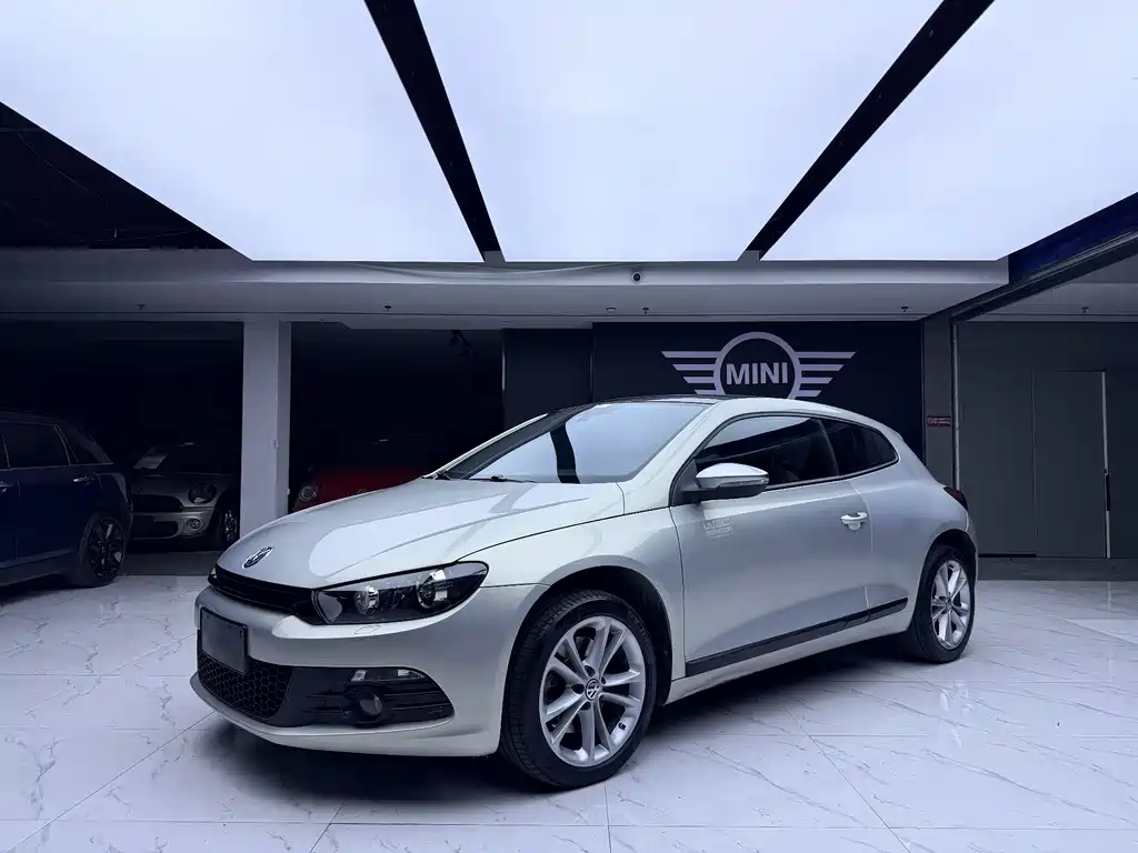 Volkswagen Scirocco 2011 2.0 TSI Luxury Edition