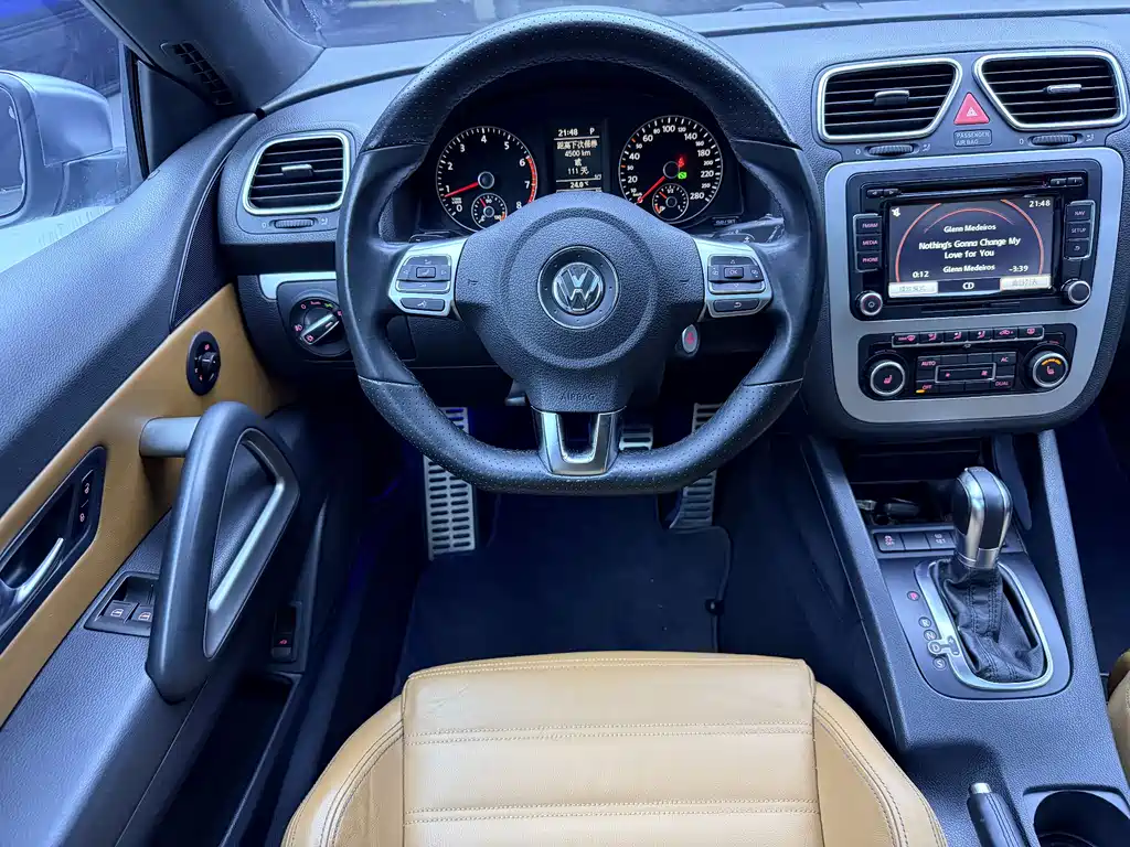 Volkswagen Scirocco 2011 2.0 TSI Luxury Edition