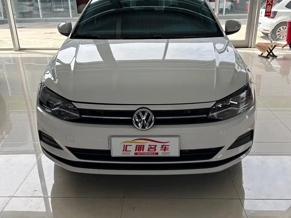 Volkswagen Polo 2019 Plus 1.5L Automatic Panorama Enjoy Edition
