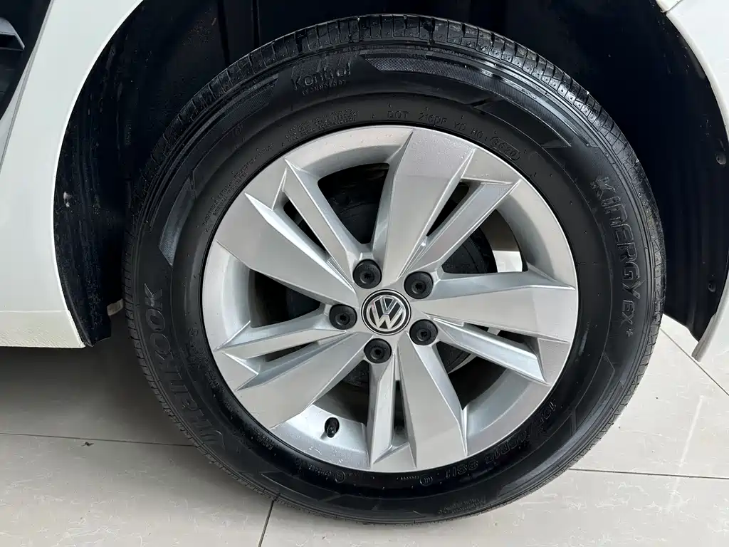 Volkswagen Polo 2019 Plus 1.5L Automatic Panorama Enjoy Edition