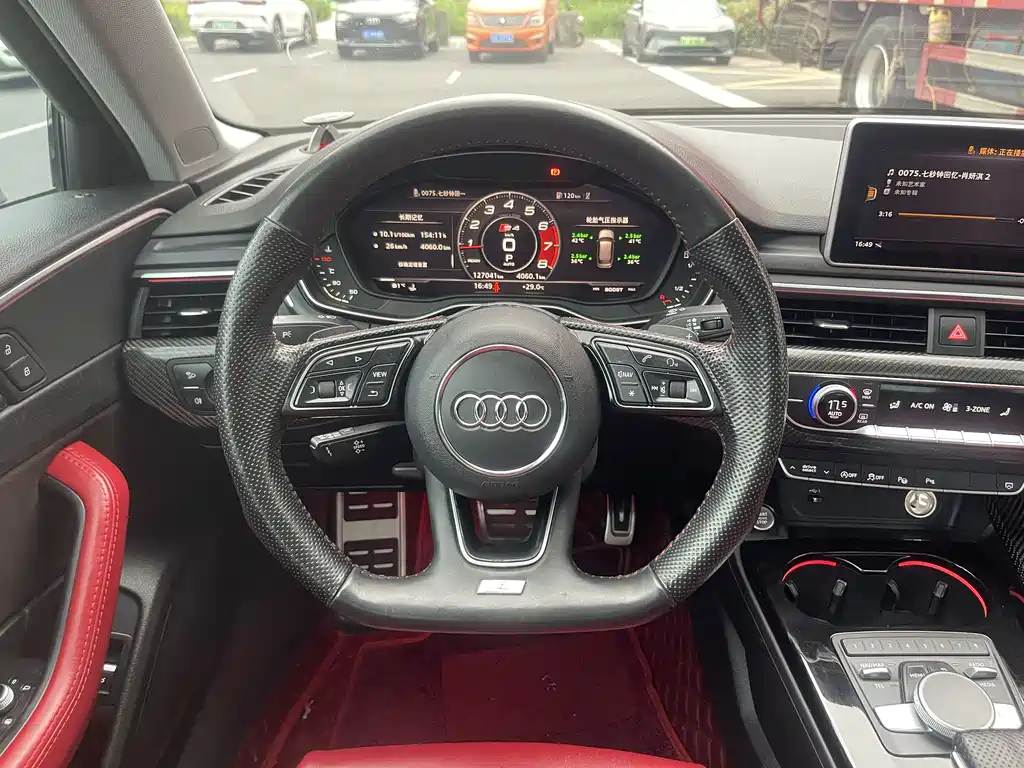 Audi A4L 2019 40 TFSI Fashion Edition China VI