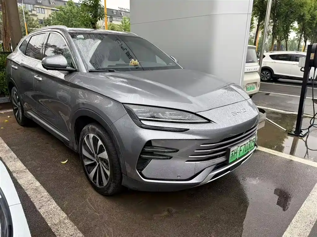 BYD Song PLUS DM-i 2024 Honor Edition Flagship 110km