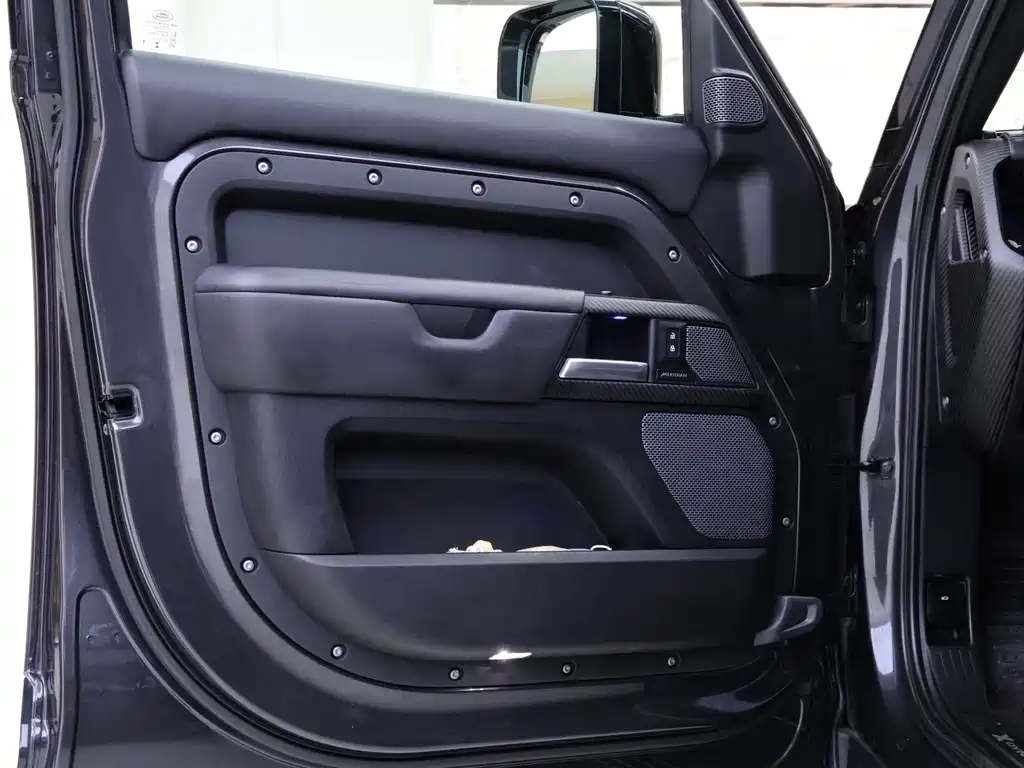 Land Rover Defender 2022 110 P400 X-DYNAMIC HSE