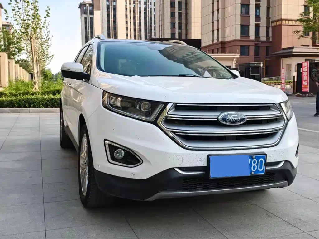 Ford Edge 2015 2.0T GTDi AWD Titanium
