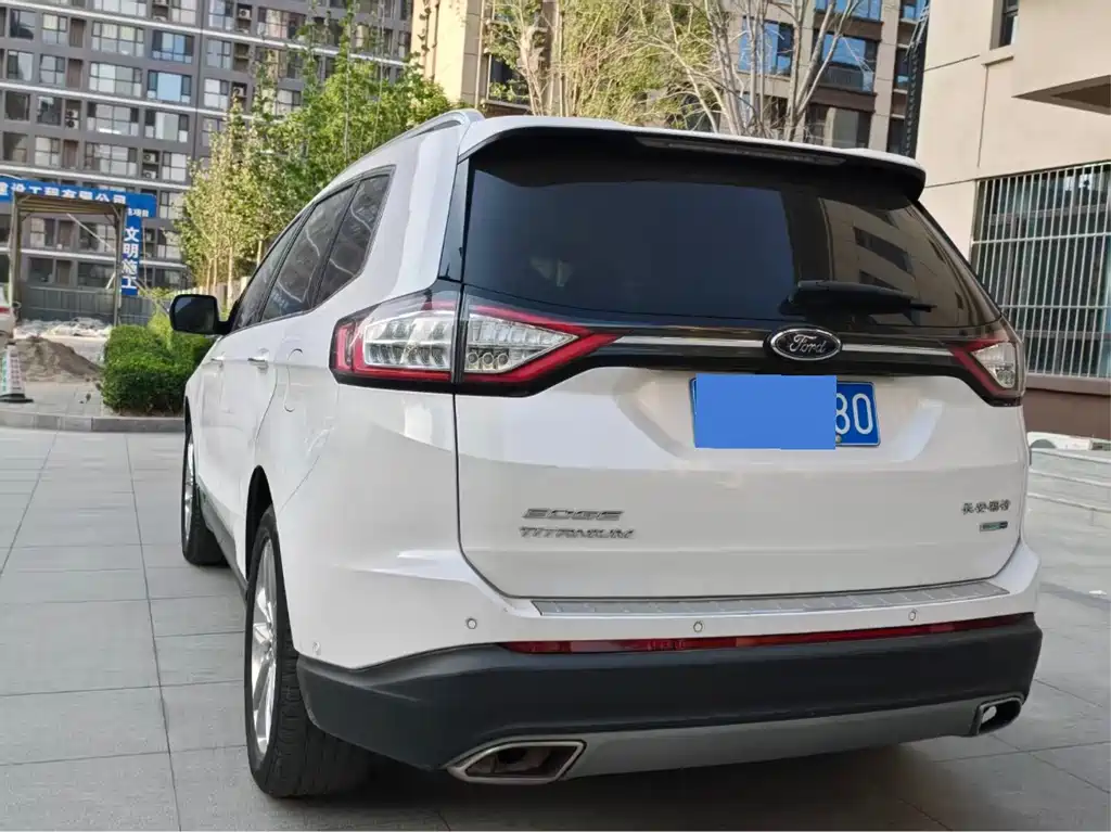 Ford Edge 2015 2.0T GTDi AWD Titanium