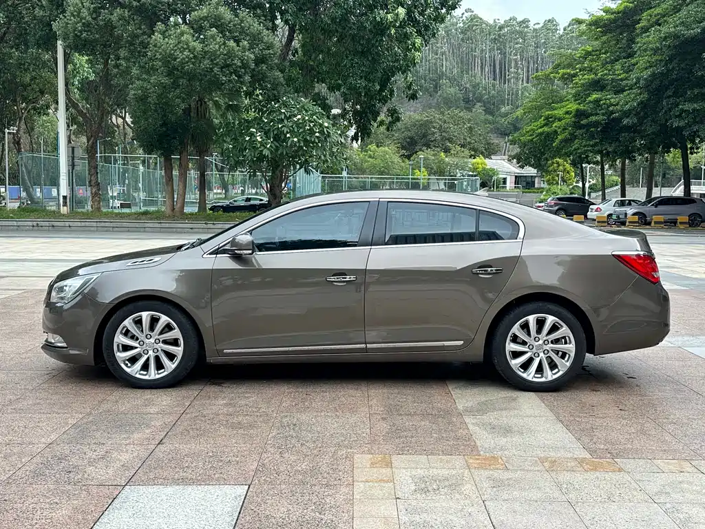 Buick LaCrosse 2013 2.0T SIDI Flagship