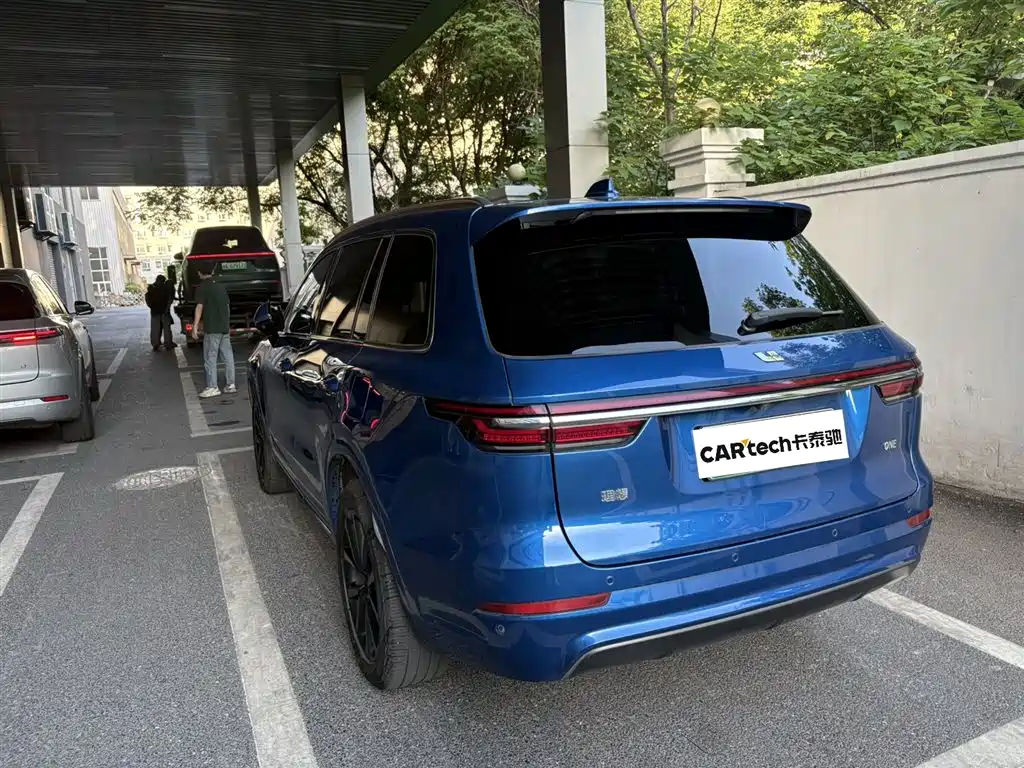 Li Auto ONE 2020 Extended-Range 6-Seater