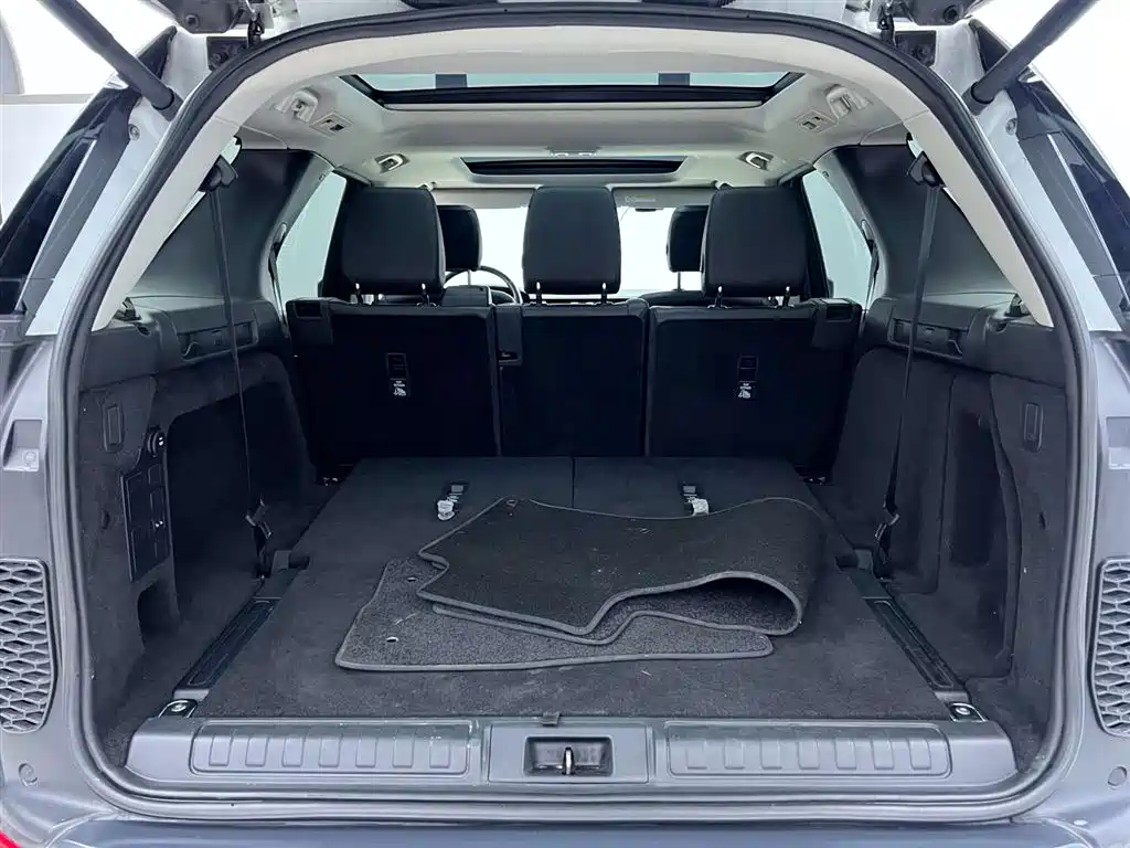 Land Rover Discovery 2017 3.0 SC V6 SE