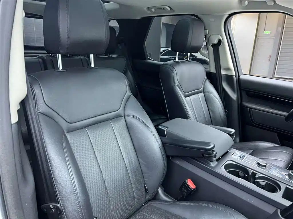 Land Rover Discovery 2017 3.0 SC V6 SE