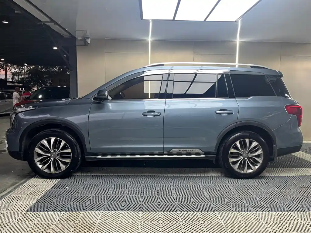 GAC Trumpchi GS8 2017 320T 2WD Luxury Smart Connect Edition (7-seater)