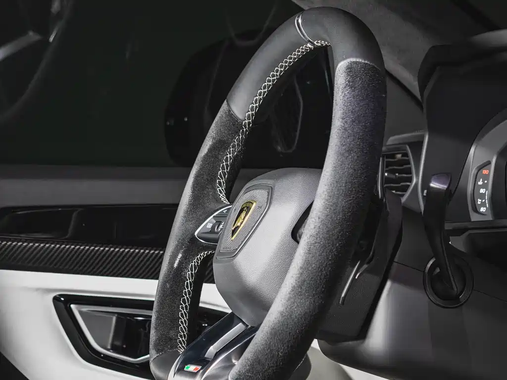 Lamborghini Urus 2021 4.0T V8