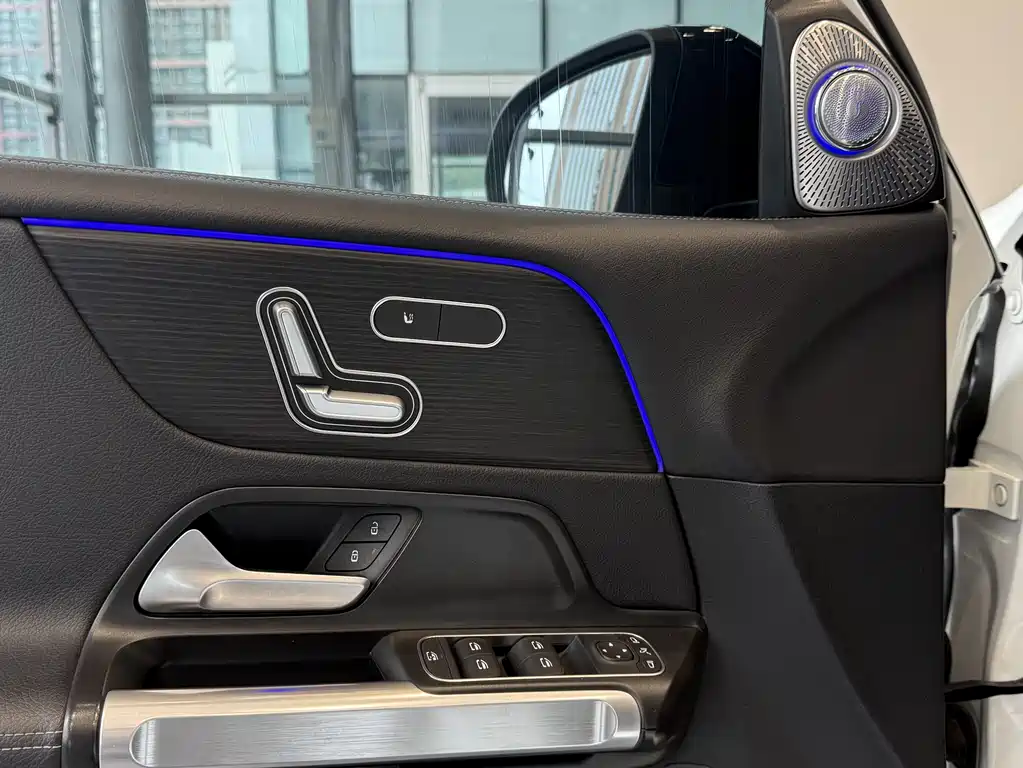 Mercedes-Benz GLB 2023 GLB 220 4MATIC