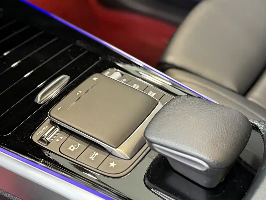Mercedes-Benz GLB 2023 GLB 220 4MATIC