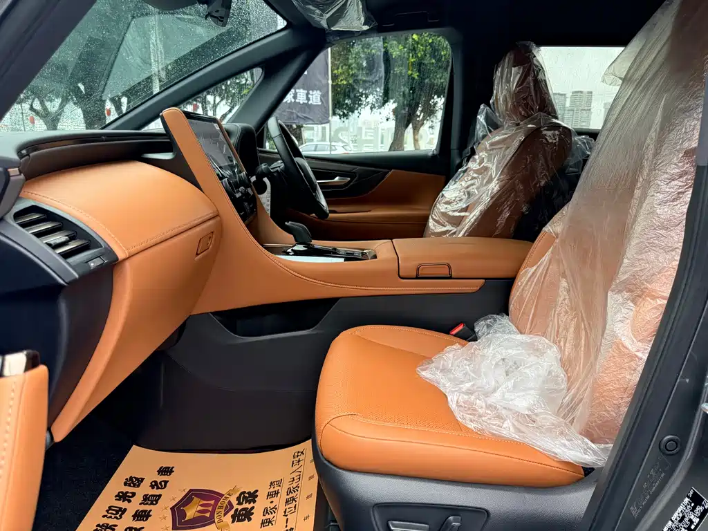 Toyota Vellfire 2025 2.4T Automatic