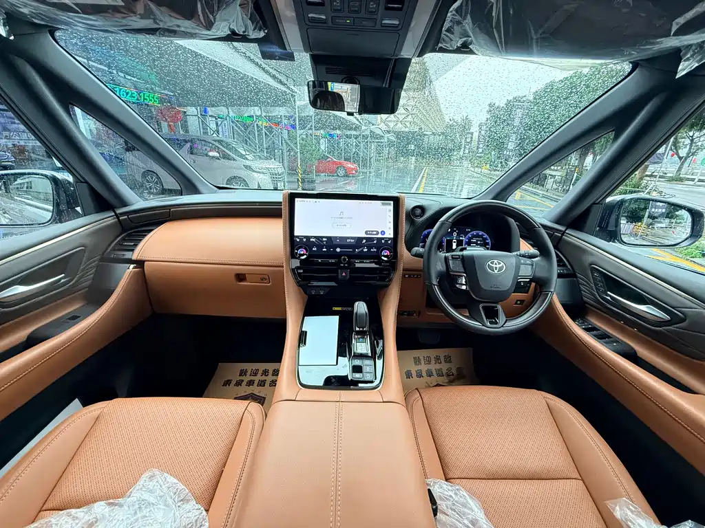 Toyota Vellfire 2025 2.4T Automatic