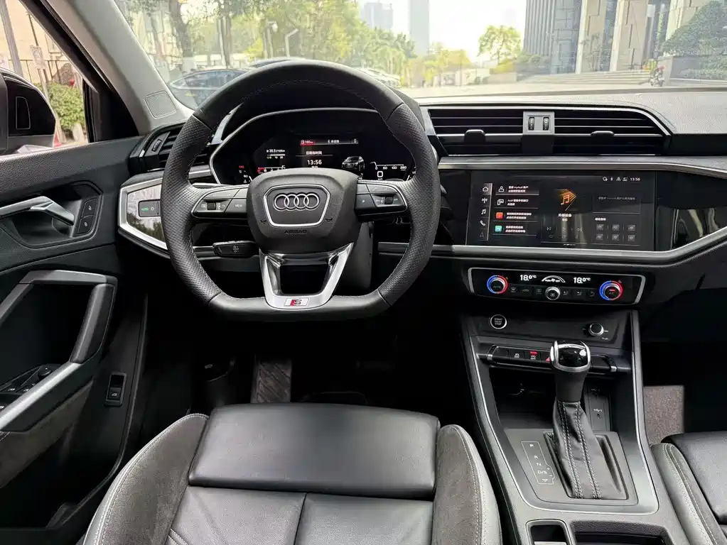 Audi Q3 Sportback 2023 40 TFSI Fashion