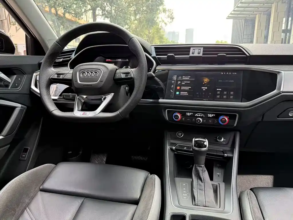 Audi Q3 Sportback 2023 40 TFSI Fashion