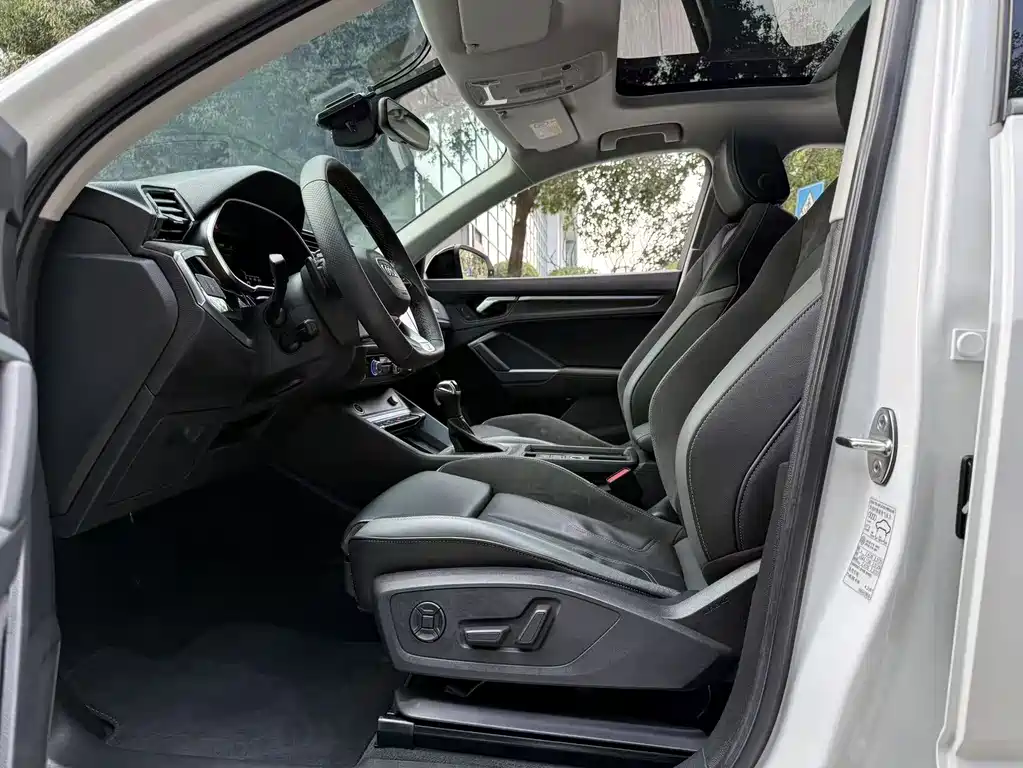 Audi Q3 Sportback 2023 40 TFSI Fashion