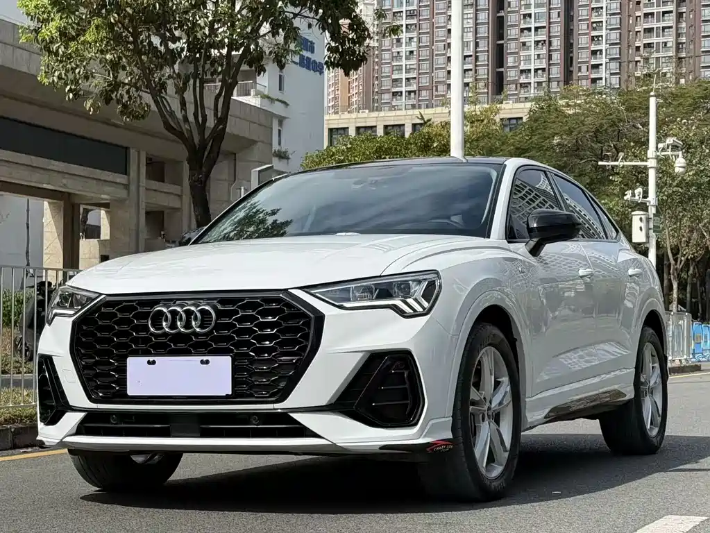 Audi Q3 Sportback 2023 40 TFSI Fashion