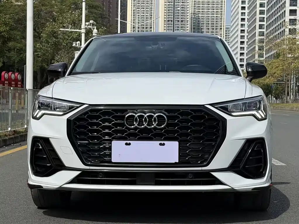Audi Q3 Sportback 2023 40 TFSI Fashion