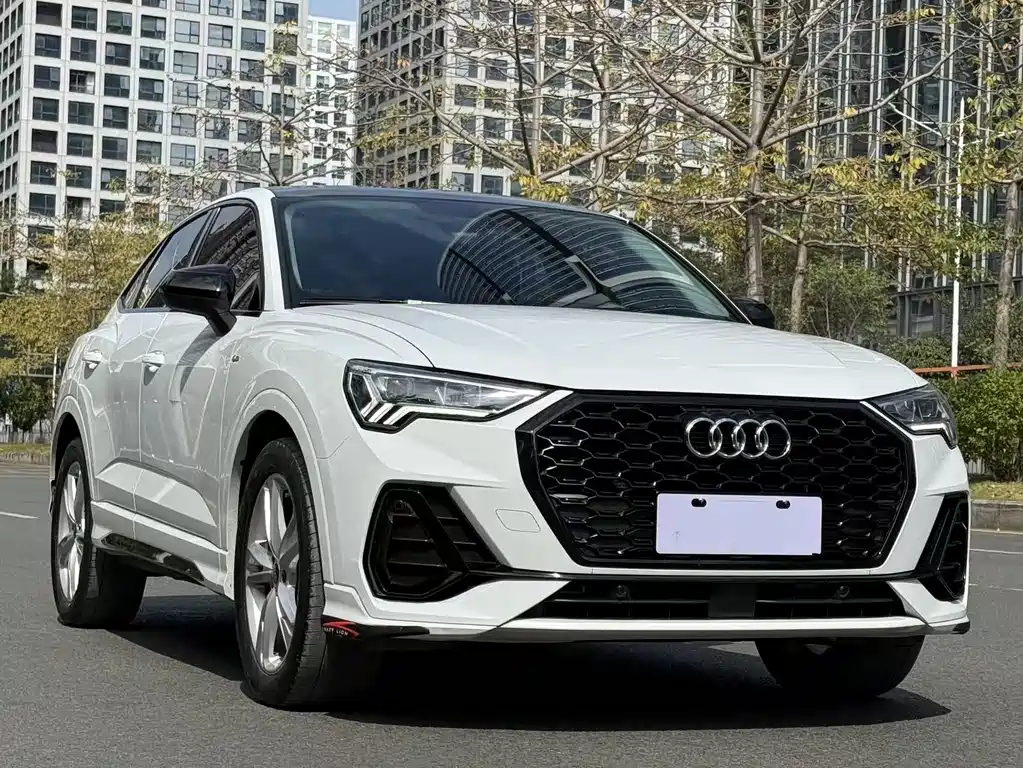 Audi Q3 Sportback 2023 40 TFSI Fashion